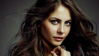 Willa Holland Desktop Wallpaper