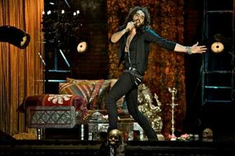 Russell Brand On Stage Stand Up Comedy Wallpaper HD Desktop Background