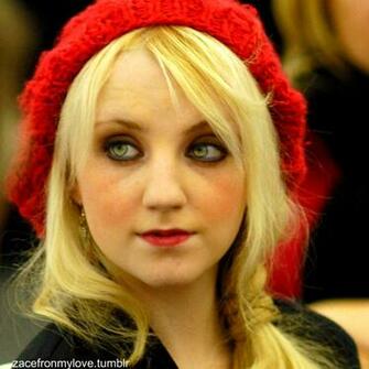 Evanna Lynch HD Desktop Wallpaper