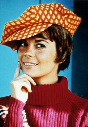 Are Ing Natalie Wood HD Wallpaper Color Palette Tags