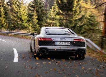 Audi R8 V10 Rwd Coupe Color Florett Silver Rear Wallpaper