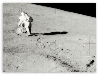 Walking On The Moon HD Wallpaper For Standard Fullscreen Uxga