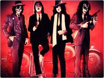 Kiss Wallpaper