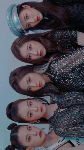 Itzy Wallpaper Lia Yuna Chaeryeong Yeji Ryujin Itzywallpaper