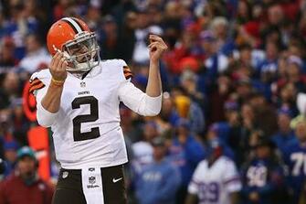 Johnny Manziel Brian Hoyer Josh Gordon Cleveland Vets Rallying
