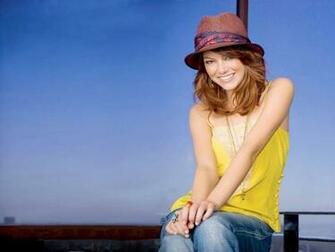 Emma Stone Wallpaper