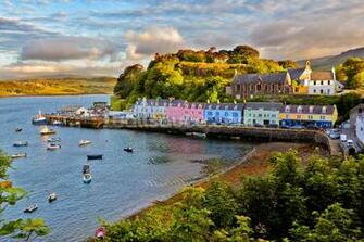 Portree Isle Of Skye Wallpaper Mural Wallsauce Us