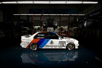 Find Me E30 M3 Sport Evolution Wallpaper