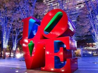 Amazing Christmas Love Decoration At Night Wallpaper