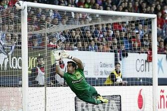 Bravo Y La Real Sociedad Sufren Empate En Agon A Pero