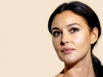 Monica Bellucci Wallpaper
