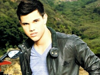 Taylor Lautner Wallpaper