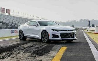 Chevrolet Camaro Zl1 White Wallpaper HD