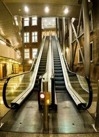 HD Wallpaper The Hague Netherlands Binnenhof Moving Stairways