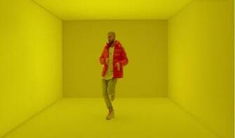 Video S And Remix To Drake Ever Popular Single Hotline Bling