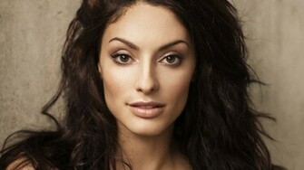 Erica Cerra Wallpaper
