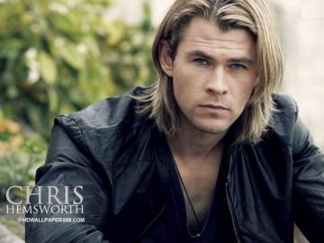 Hollywood Actor Chris Hemsworth HD Photos