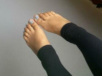 Legs Gray Feet Models Toes Wallpaper