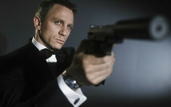 Daniel Craig James Bond Wallpaper