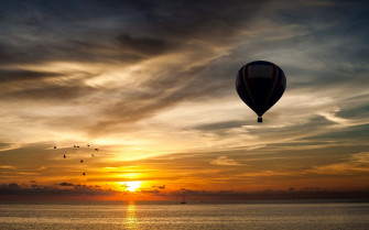 Hot Air Balloon HD Wallpaper