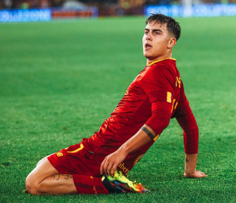 Dybala S Penalty Saves Roma In Serie A