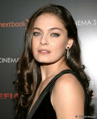 Alexa Davalos Wallpaper