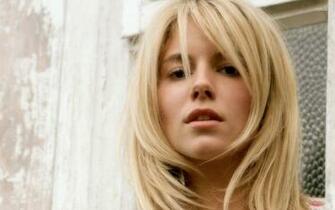 Sienna Miller Wallpaper High Resolution And Quality