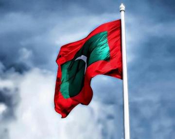 Maldives Flag Wallpaper Broken Panda