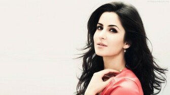 Girl Katrina Kaif Actress Pink Dress Cute Face Wallpaper