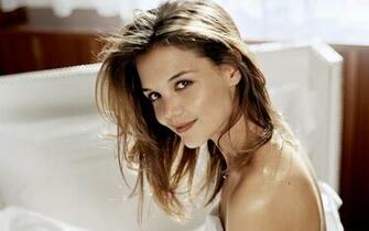 HD Katie Holmes Hot Picture Image Lips