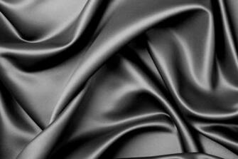 Woolen Blanket With Silk Edging La Lina