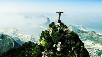 With Christ The Redeemer Pictures Places To Visit In Rio Wallpaper