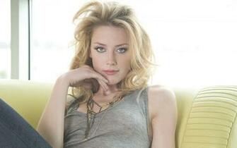 Amber Heard Wallpaper