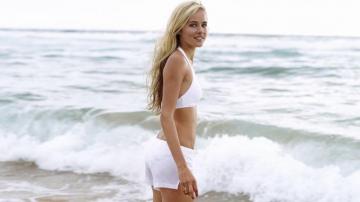 Isabel Lucas HD Wallpaper