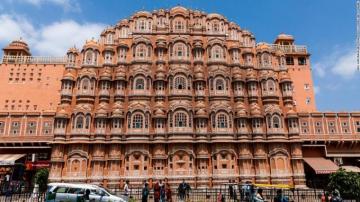 Famous Buildings In India Cnn Style