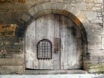 Best Doorway Wallpaper