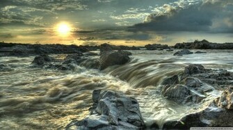 Rocky Stream HDr Wallpaper
