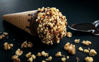 Almonds Ice Cream Wallpaper