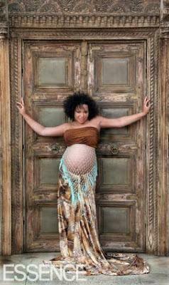 Curvy Eco Centric Recessionista Tisha Campbell Martin S