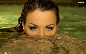 Jordan Carver Wallpaper