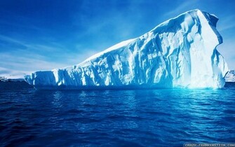 Iceberg Wallpaper