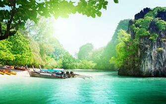 Beautiful Lake Landscape HD Wallpaper
