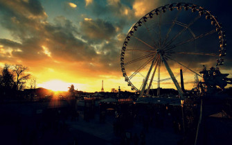 Ferris Wheel Wallpaper