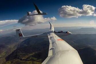 How Gliders Fly And They Re Different Than Powered