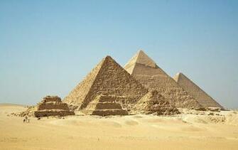 Giza Pyramids Wallpaper