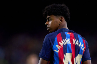 Lamine Yamal Wallpaper