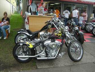 Demachina Old Motorcycle Vs Brand New
