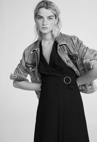 Claudie Pierlot Wallpaper
