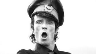 Scott Weiland S Widow Selling Engagement Ring On