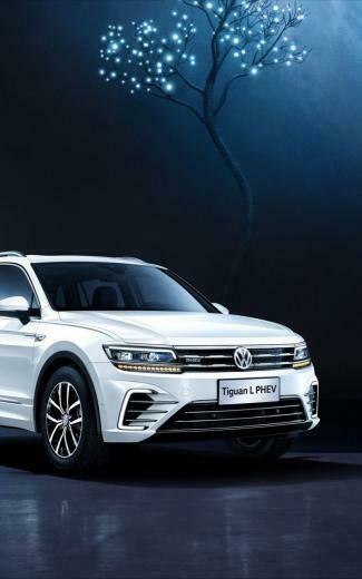 White Volkswagen Tiguan Compact Suv Wallpaper